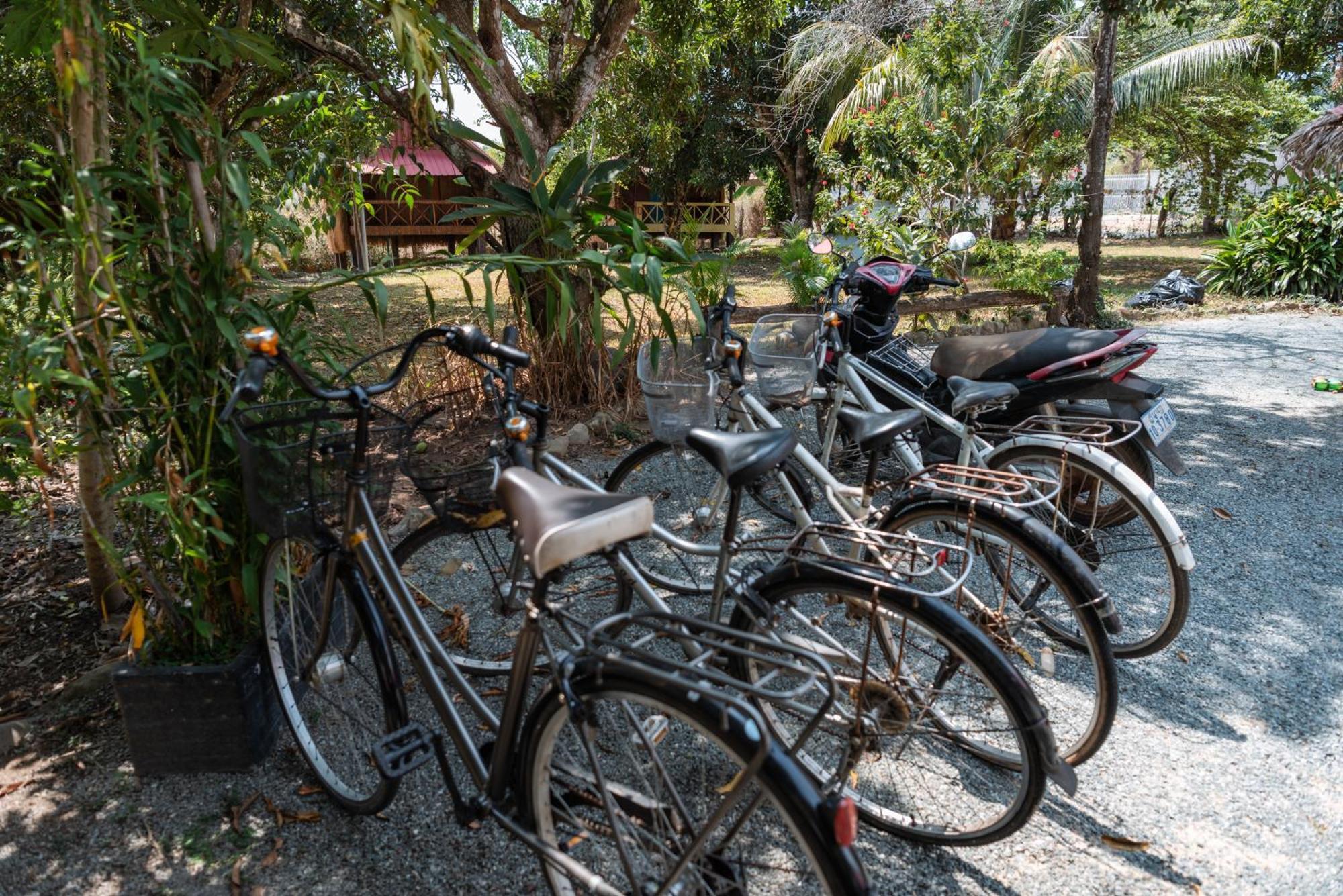 Le Soleil Hotel Kep Exterior photo